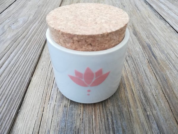 Räucherdose mit Korkdeckel aus Keramik  - Lotus naturweiß 100% handgefertigt